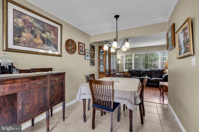 63 VALLEY VIEW RD, Hamilton, NJ 08620