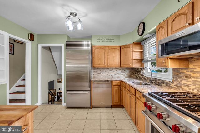 63 VALLEY VIEW RD, Hamilton, NJ 08620