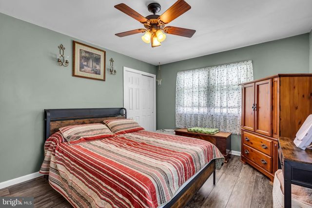 63 VALLEY VIEW RD, Hamilton, NJ 08620