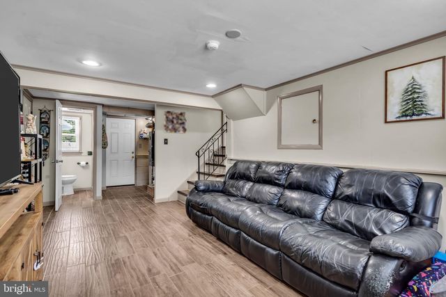 63 VALLEY VIEW RD, Hamilton, NJ 08620