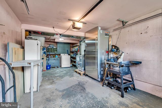 63 VALLEY VIEW RD, Hamilton, NJ 08620