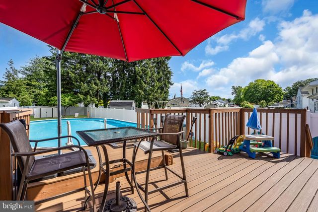 63 VALLEY VIEW RD, Hamilton, NJ 08620