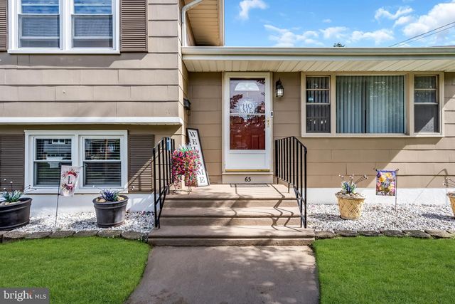 63 VALLEY VIEW RD, Hamilton, NJ 08620