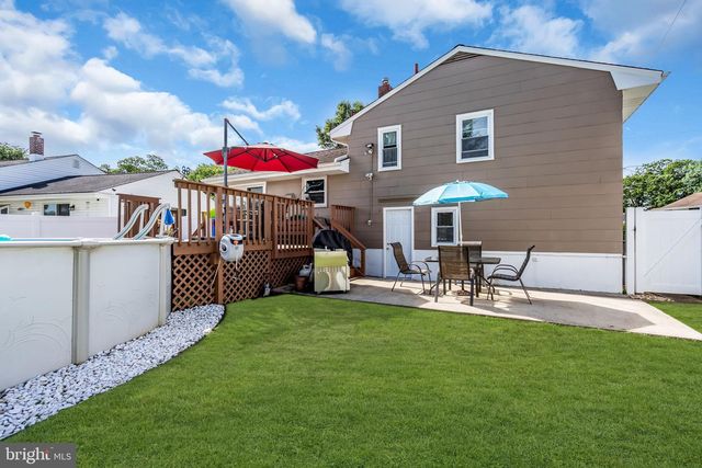 63 VALLEY VIEW RD, Hamilton, NJ 08620