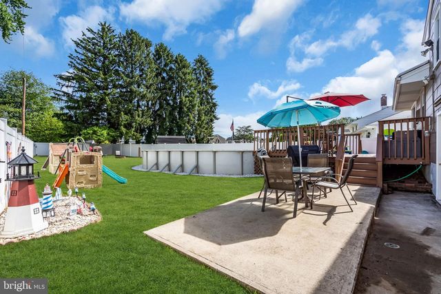 63 VALLEY VIEW RD, Hamilton, NJ 08620