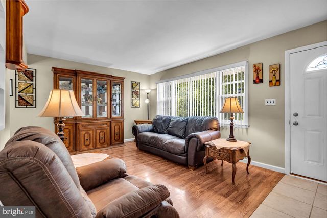 63 VALLEY VIEW RD, Hamilton, NJ 08620