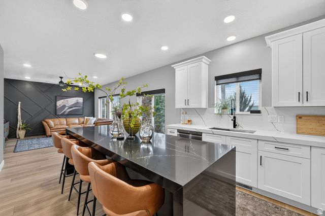 2721 S PATRICIA DR, Magna, UT 84044