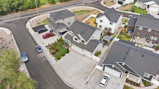 2721 S PATRICIA DR, Magna, UT 84044