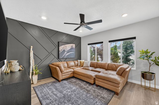 2721 S PATRICIA DR, Magna, UT 84044