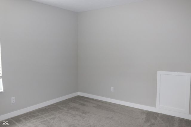 2704 Grassy Branch Drive, Whitestown, IN 46075