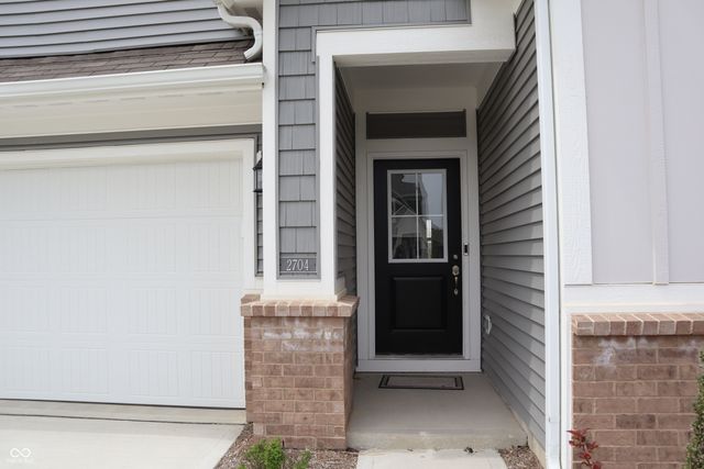 2704 Grassy Branch Drive, Whitestown, IN 46075