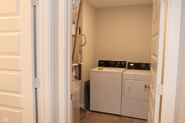 2704 Grassy Branch Drive, Whitestown, IN 46075