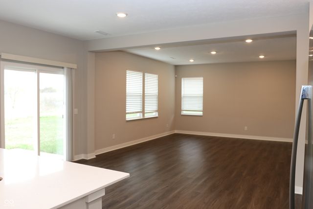 2704 Grassy Branch Drive, Whitestown, IN 46075