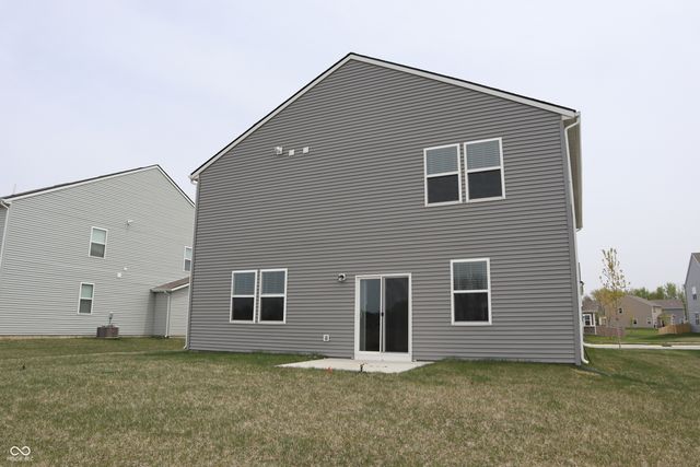 2704 Grassy Branch Drive, Whitestown, IN 46075