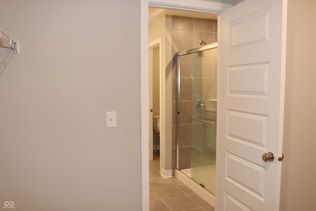 2704 Grassy Branch Drive, Whitestown, IN 46075