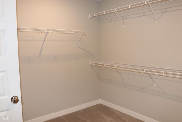 2704 Grassy Branch Drive, Whitestown, IN 46075