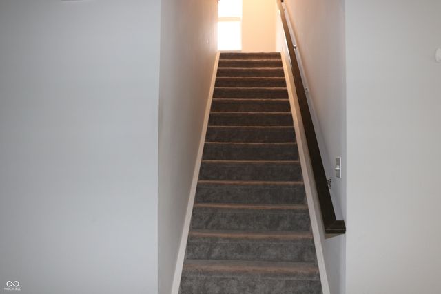 2704 Grassy Branch Drive, Whitestown, IN 46075