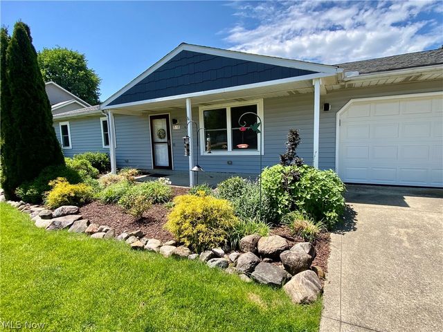 578 FIELDSTONE Drive, Amherst, OH 44001