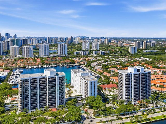 3610 Yacht Club Dr 702, Aventura, FL 33180