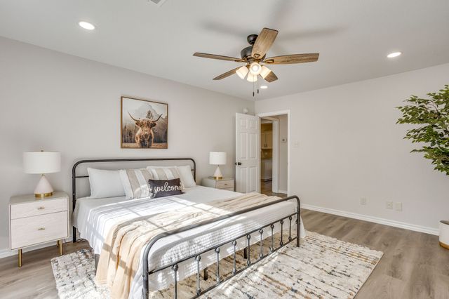 615 Rosewood Place, Joshua, TX 76058