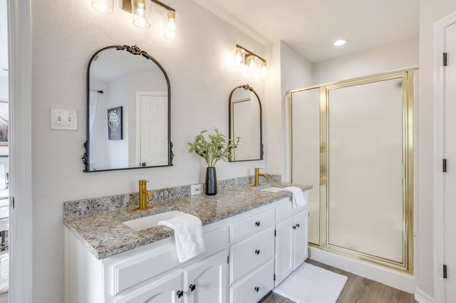 615 Rosewood Place, Joshua, TX 76058