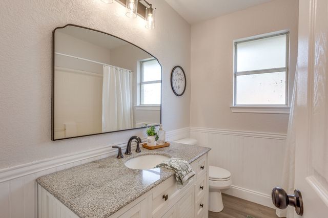 615 Rosewood Place, Joshua, TX 76058