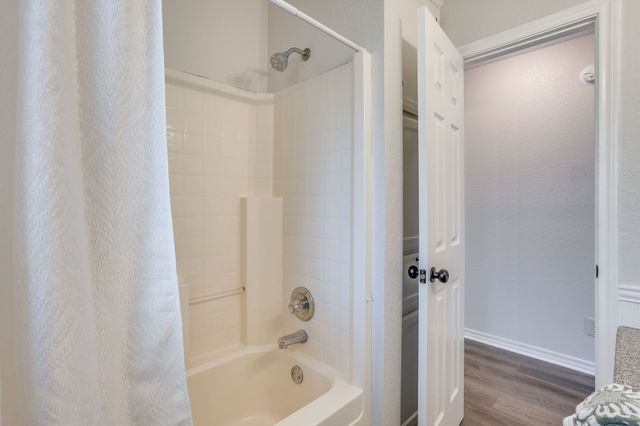 615 Rosewood Place, Joshua, TX 76058