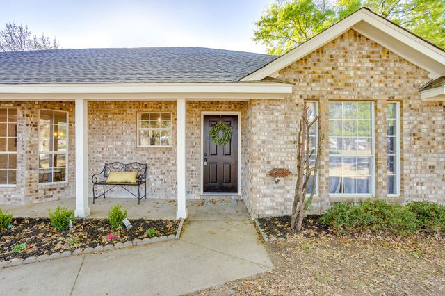 615 Rosewood Place, Joshua, TX 76058