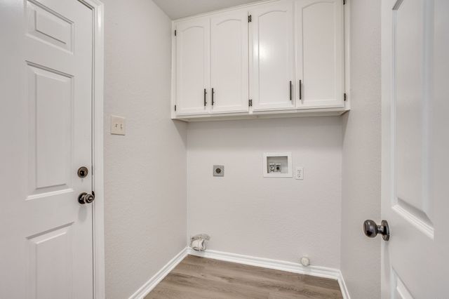 615 Rosewood Place, Joshua, TX 76058