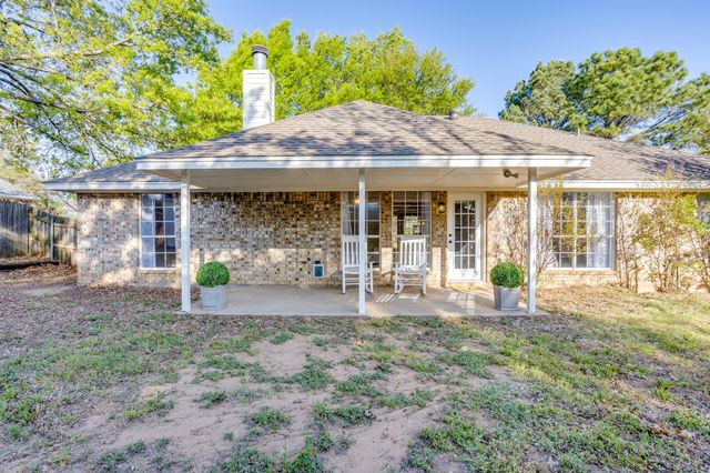615 Rosewood Place, Joshua, TX 76058