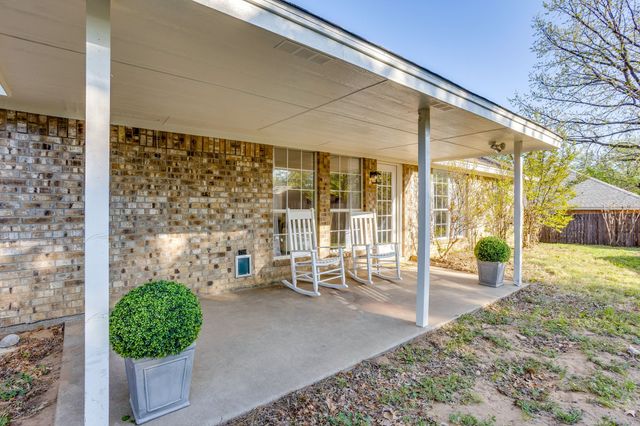 615 Rosewood Place, Joshua, TX 76058