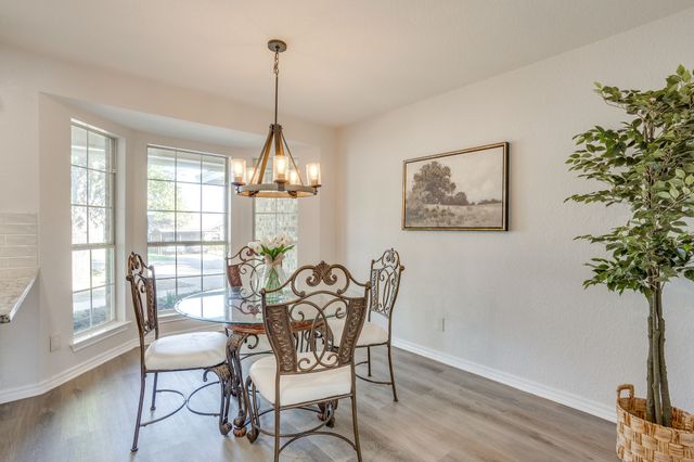 615 Rosewood Place, Joshua, TX 76058