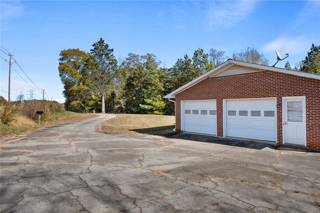 232 Nicholson Drive, Central, SC 29630