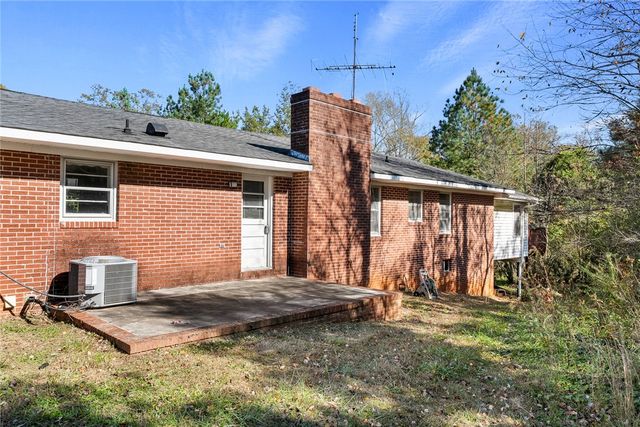 232 Nicholson Drive, Central, SC 29630