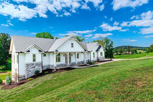 1250 Owen Glen Drive, Blairsville, GA 30512
