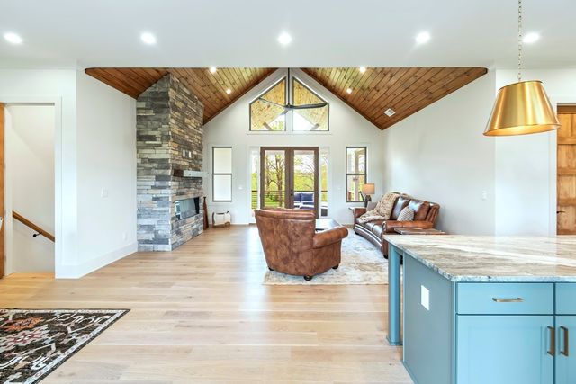 1250 Owen Glen Drive, Blairsville, GA 30512
