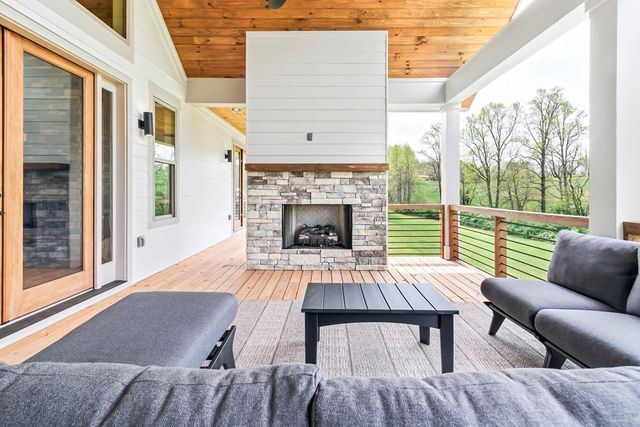 1250 Owen Glen Drive, Blairsville, GA 30512