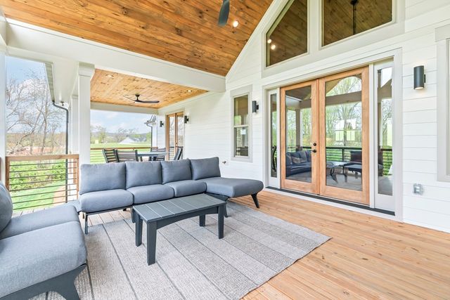1250 Owen Glen Drive, Blairsville, GA 30512