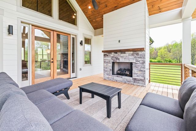1250 Owen Glen Drive, Blairsville, GA 30512