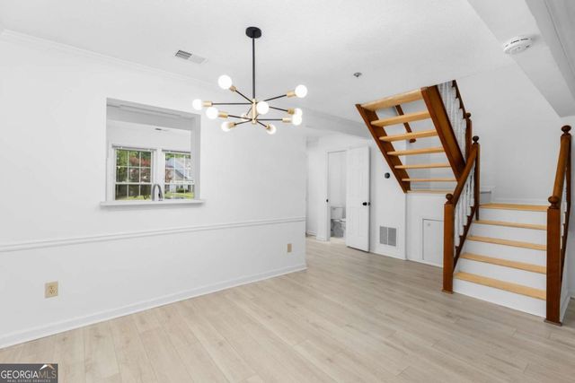 2883 Dresden Square Drive, Atlanta, GA 30341