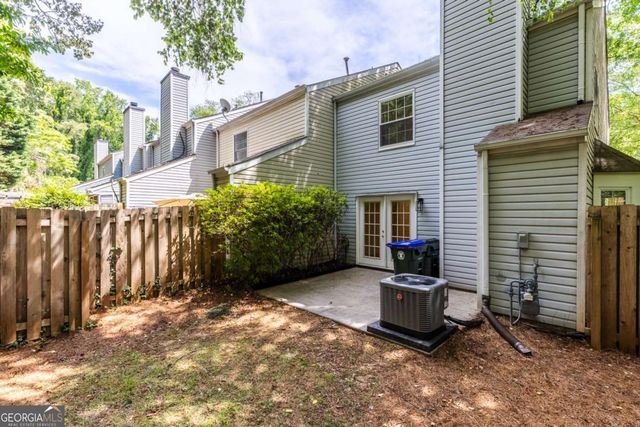 2883 Dresden Square Drive, Atlanta, GA 30341