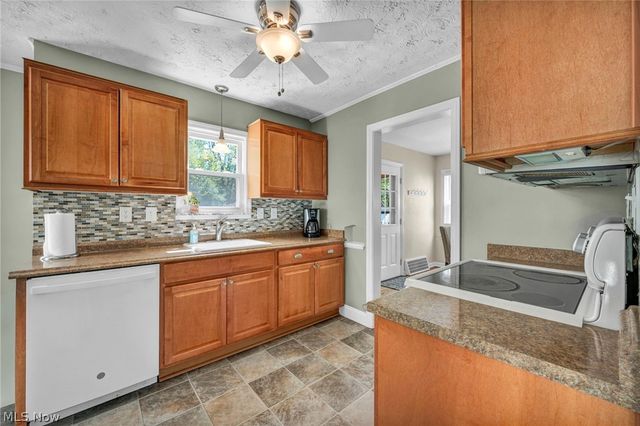 2181 Cranston Road, University Heights, OH 44118