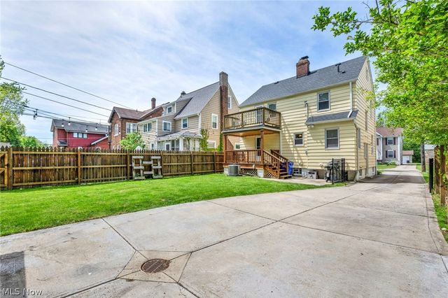 2181 Cranston Road, University Heights, OH 44118
