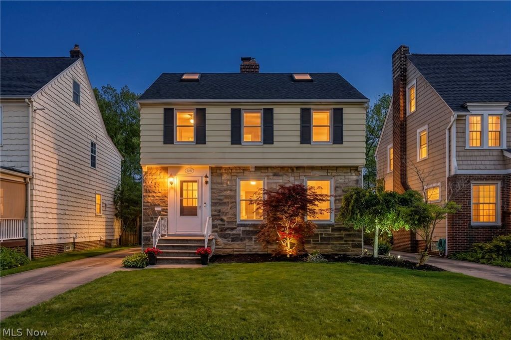 2181 Cranston Road, University Heights, OH 44118