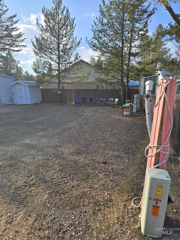 514 Sawyer St. D10, Cascade, ID 83611 photo 4