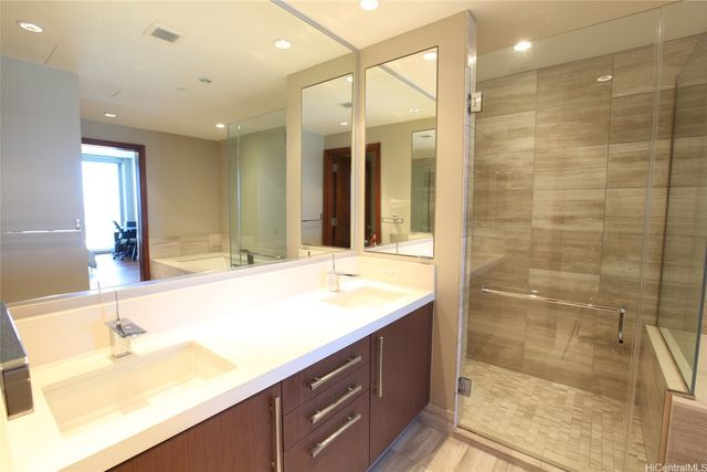 1555 Kapiolani Boulevard 1406, Honolulu, HI 96814