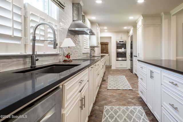 220 Lake Shore Drive, Alma, GA 31510