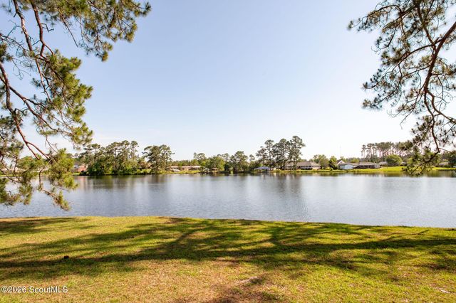 220 Lake Shore Drive, Alma, GA 31510