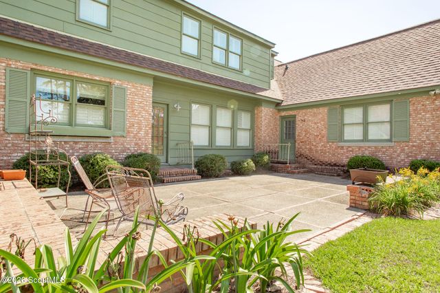 220 Lake Shore Drive, Alma, GA 31510