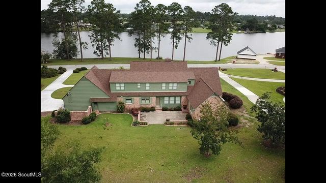 220 Lake Shore Drive, Alma, GA 31510